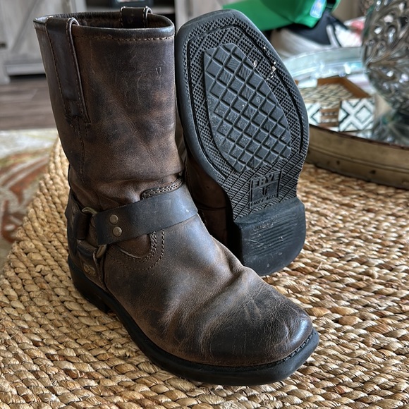 Frye kids boots -youth size 13 - Picture 8 of 15